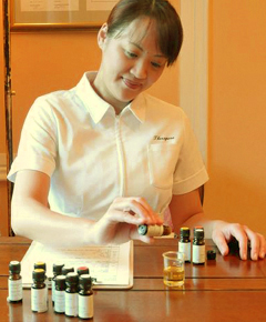 自由が丘のエステ＆アロマ・サロン、アロママッサージ、リンパドレナージュ、フェイシャル、ドクタルノー、キャロルフランク｜目黒、エフェクティブタッチ