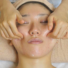 自由が丘のエステ＆アロマ・サロン、アロママッサージ、リンパドレナージュ、フェイシャル、ドクタルノー｜目黒、エフェクティブタッチ