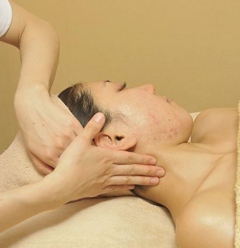 自由が丘のエステ＆アロマ・サロン、アロママッサージ、リンパドレナージュ、フェイシャル、ドクタルノー｜目黒、エフェクティブタッチ